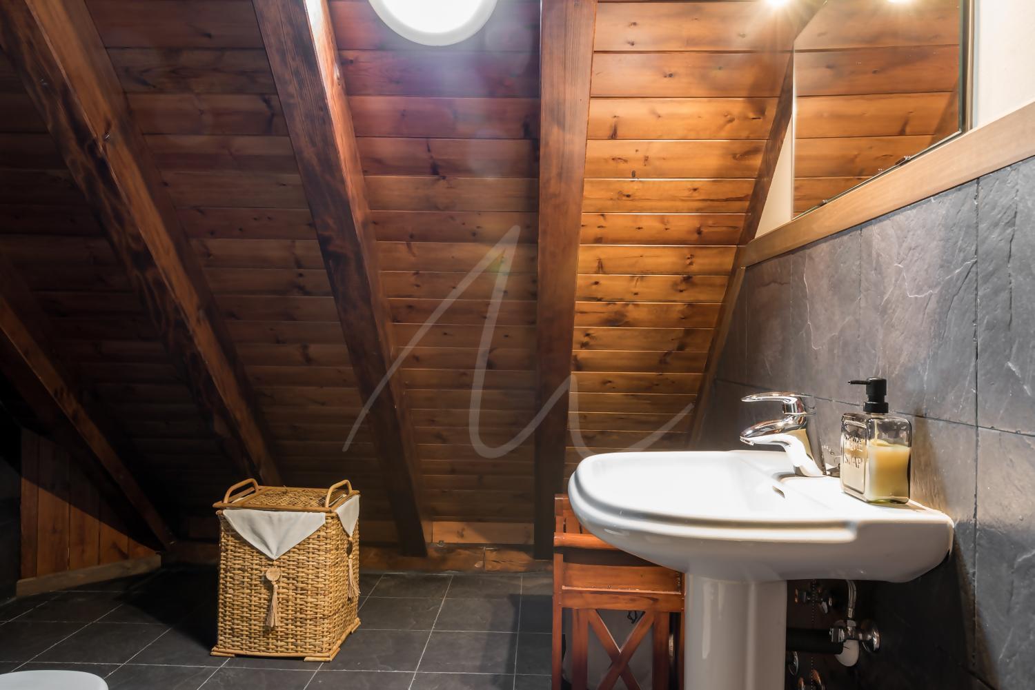 Casa Garona By Seamount Rentals Босост Екстериор снимка